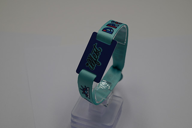 亚洲智能卡展NFC依然闪灼，，，，古板智能卡行业将受到NFC的引发