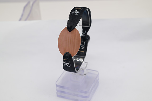 半自动RFID标签反应速率更快，，，，效率更高